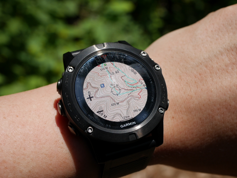 地図ウォッチ】 腕時計単体でオフライン地図表示＆登山道でのナビもOK
