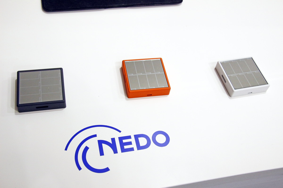 室内光など低照度環境でも起動するソーラーBLEビーコン、電池交換不要