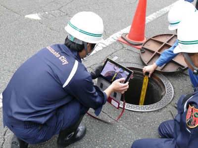 地図と位置情報 災害時の下水道調査をゼンリン住宅地図とタブレットで効率化 横浜市が訓練を実施 Internet Watch