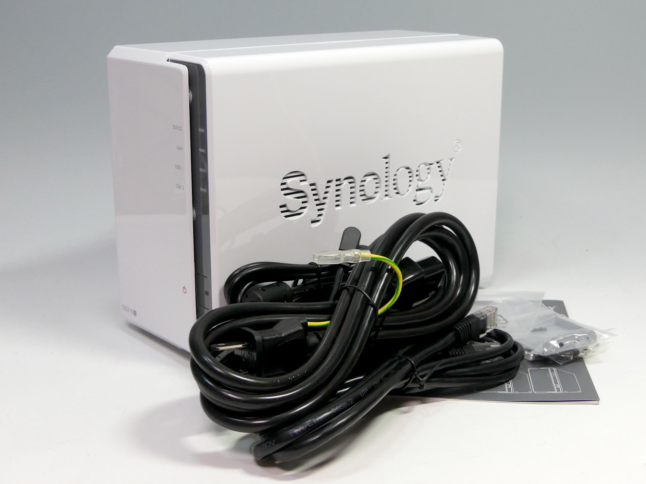 Synology DS218j NASスマホ/家電/カメラ