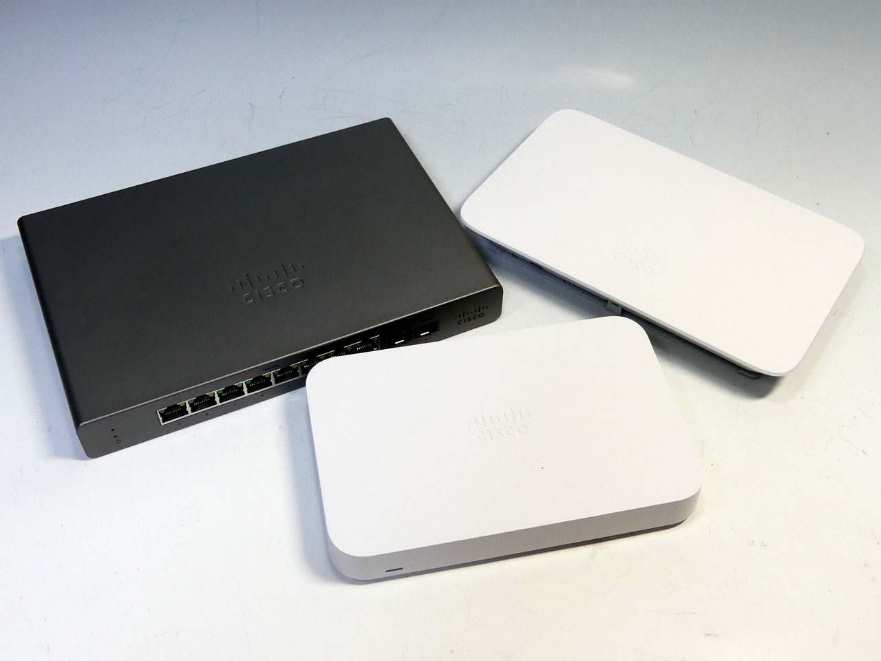 自分でCisco! 2万円台で買える「Meraki Go」が製品強化！ 事務所や店舗