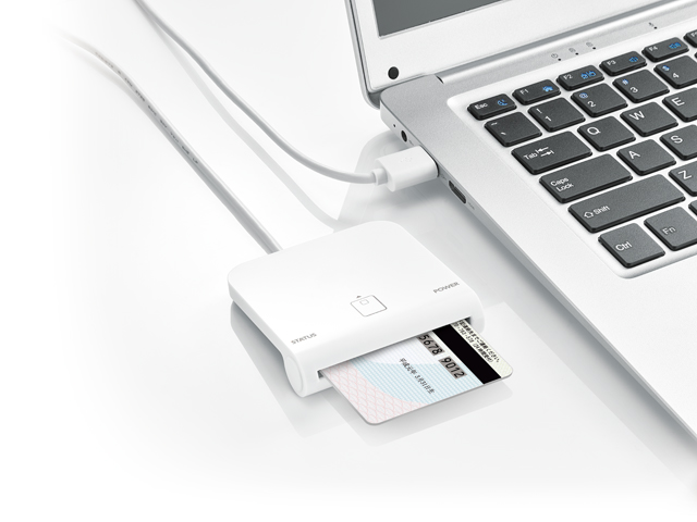 マイナンバーカードをパソコンで利用可能、接触式ICカードリーダー