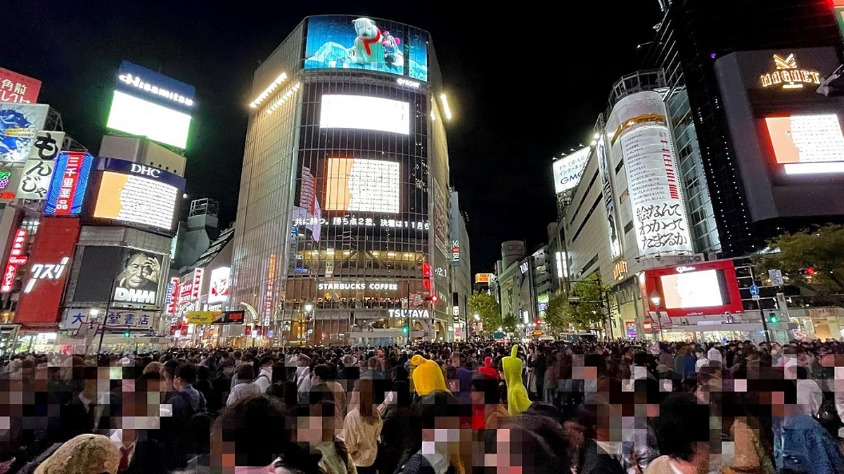 渋谷スクランブル交差点の「人流」が昨年比49%増加、ハロウィーン前の3日間で56万7577人 - INTERNET Watch