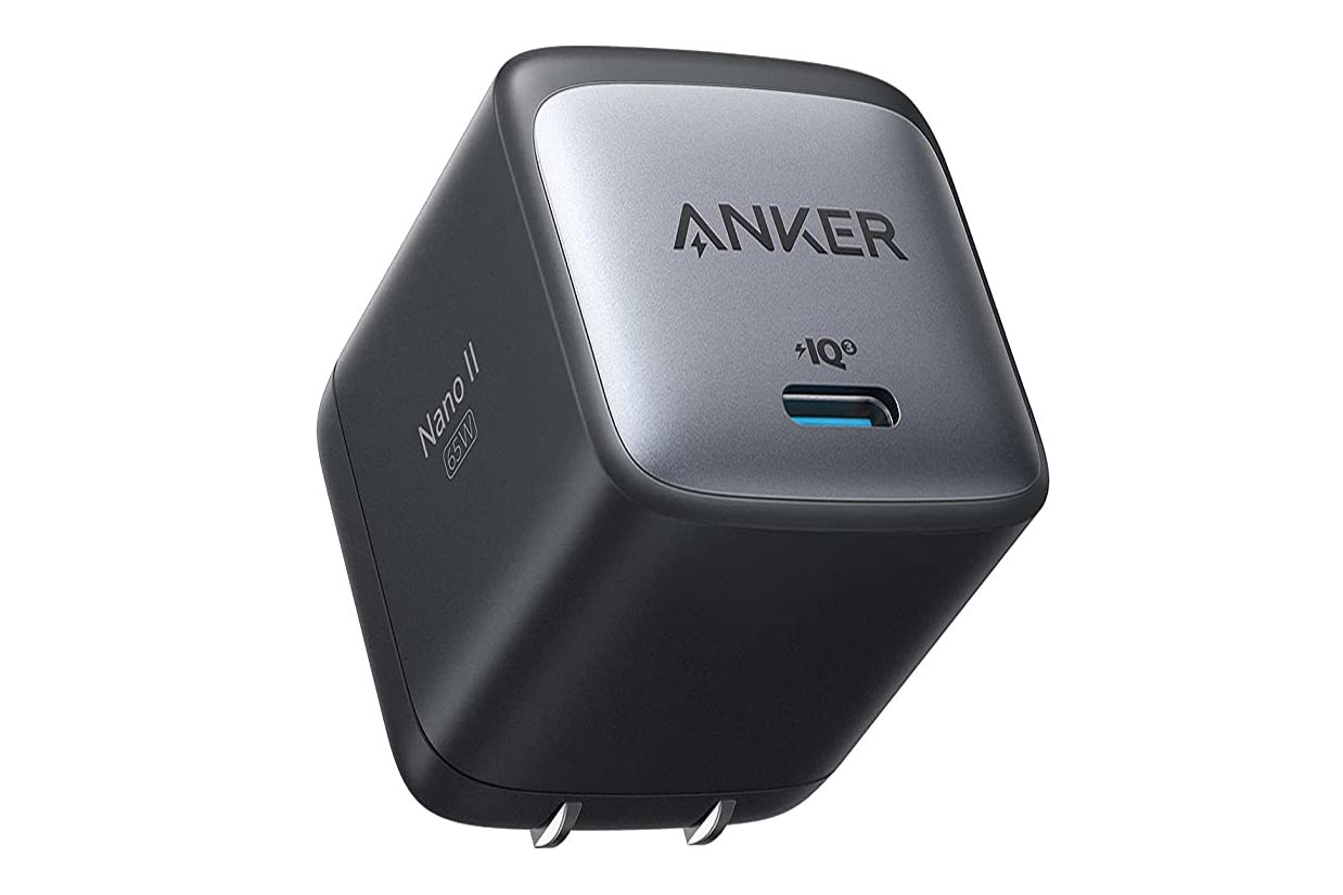 Anker製USB充電器やモバイルバッテリーがセール中！ Amazonブラック