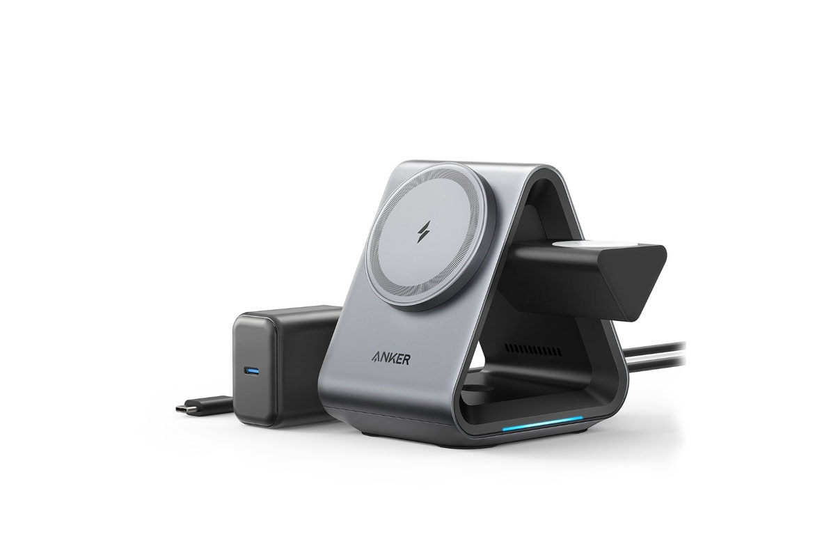 Anker、360°回転できるワイヤレス充電ステーション「Anker 737