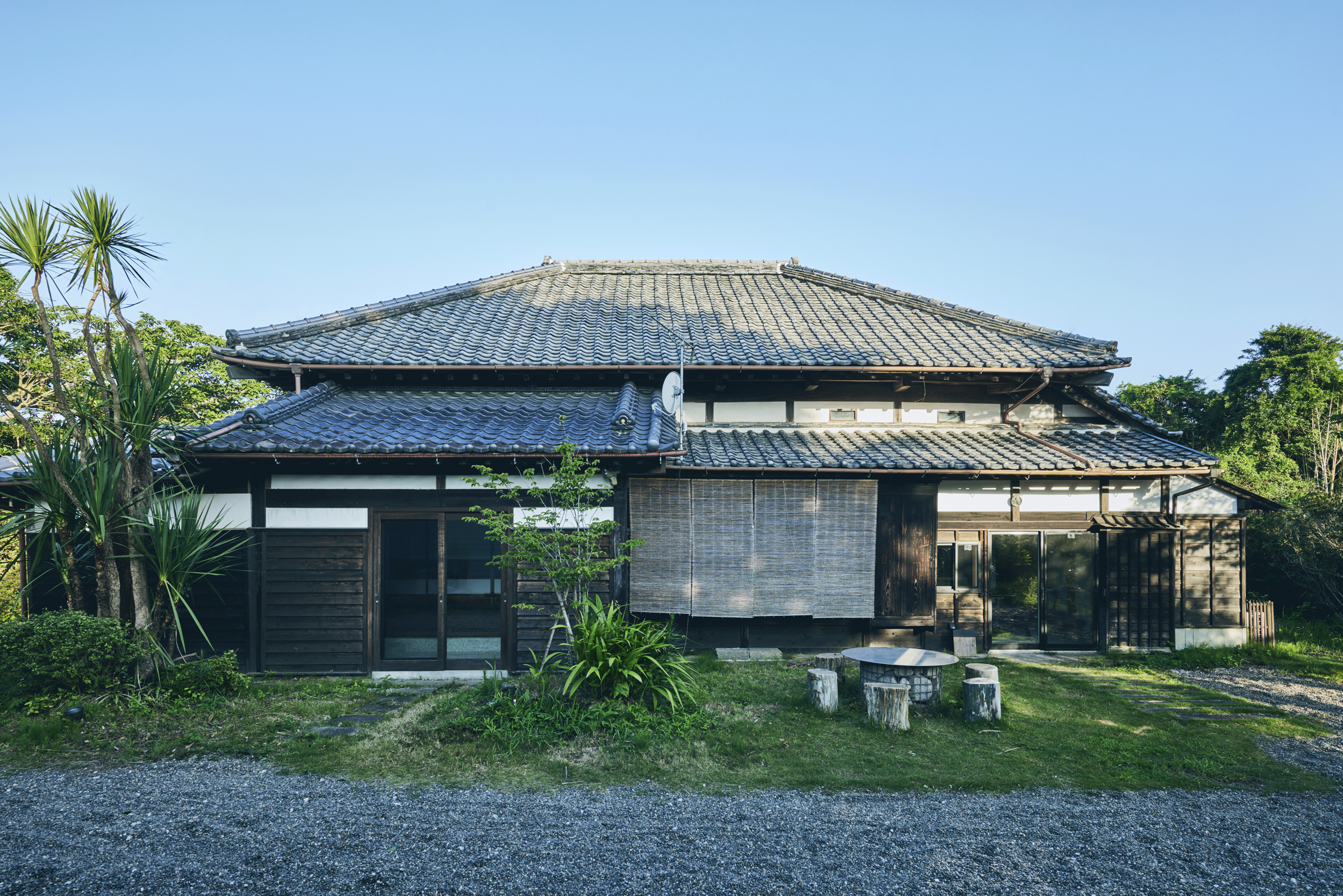 千葉県鴨川市に、古民家をリノベした中長期滞在施設「MUJI BASE