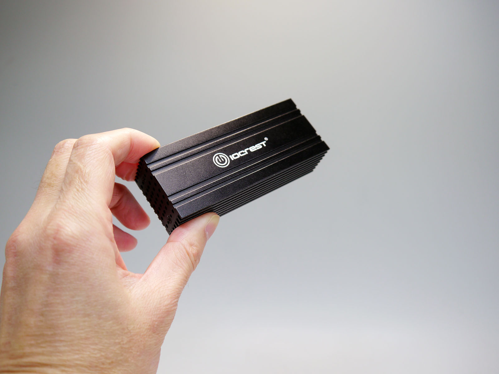 USB4接続10GbEアダプターが1.5万円、しかもコンパクト！ AliExpressで