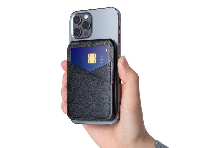 iPhoneの「探す」アプリに対応したカードホルダー、サンワサプライが