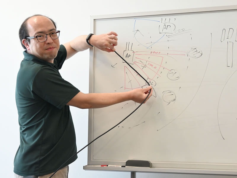 【注目記事】【おさらい ネットの基礎知識】ほとんどがWi-Fiでつながる時代に、有線LANはどういう目的で使われているんですか？　見かけないことも増えてきた有線LAN、IIJの専門家がこの疑問に答えてくれました